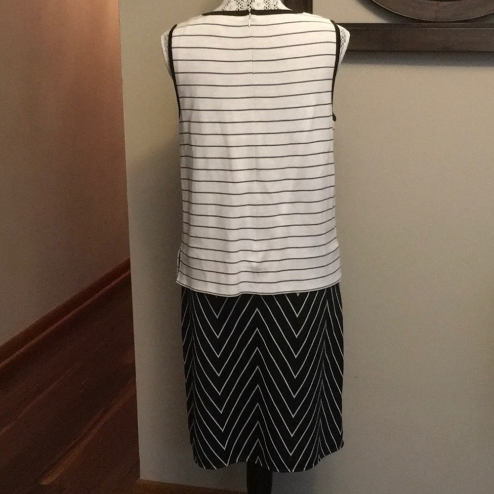 [St. John ] Caviar Popover Mod Dress - Picture 6 of 8